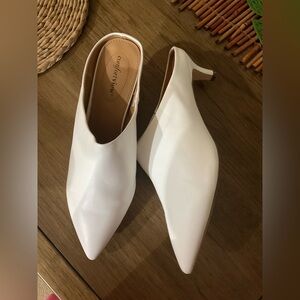 Comfortview White Pointed Toe Mules Sz 10 W